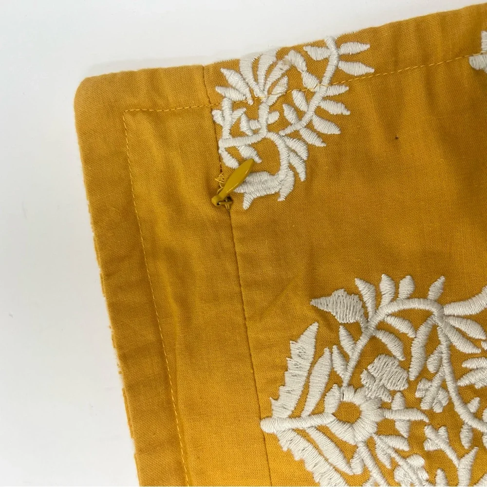 Pottery Barn Square Embroidered Ikat Pattern Pillow Cover 20” x 20” Gold & White